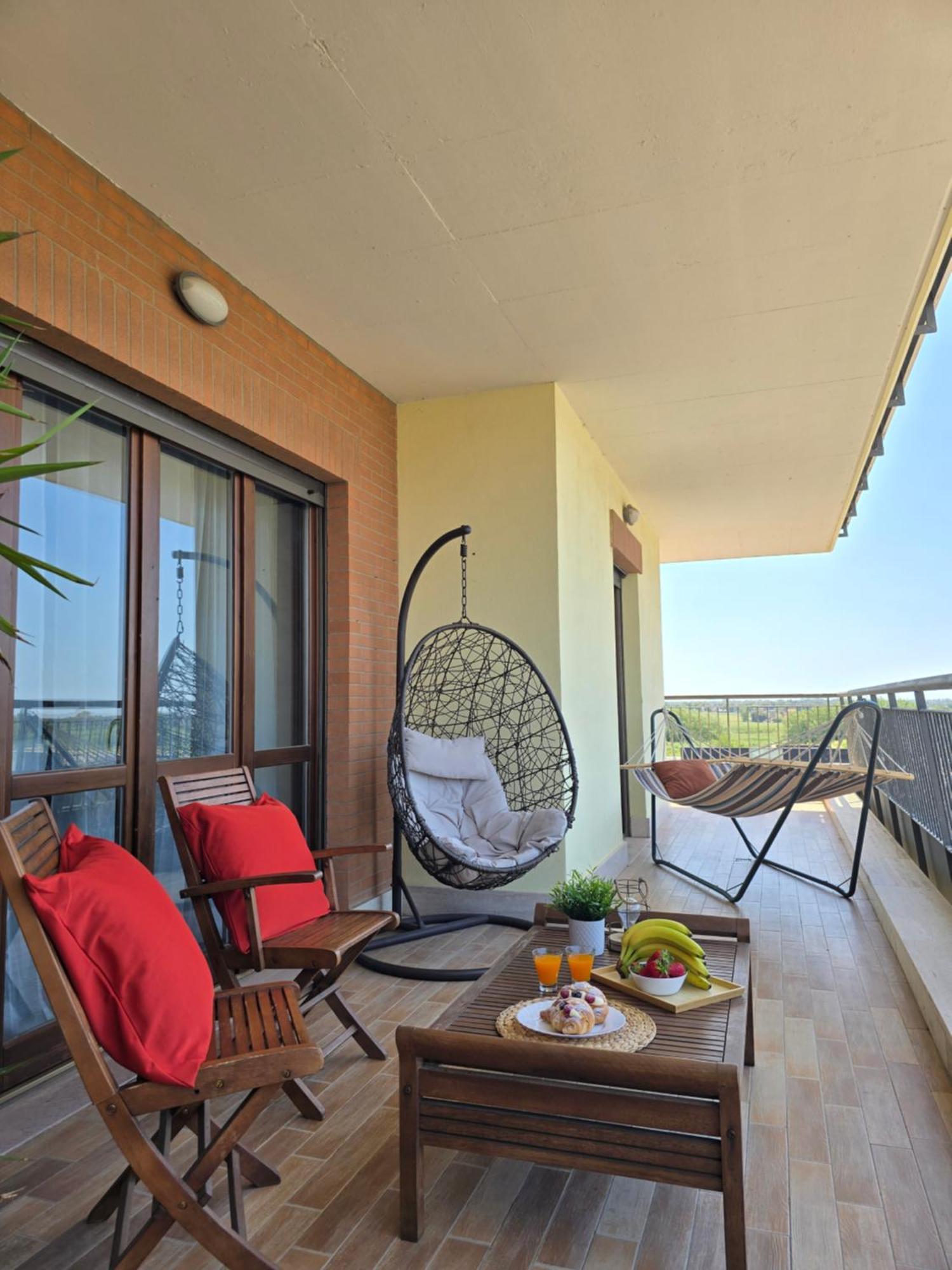 Casa Relax Con Terrazza Panoramica Apartment Fiumicino Exterior photo